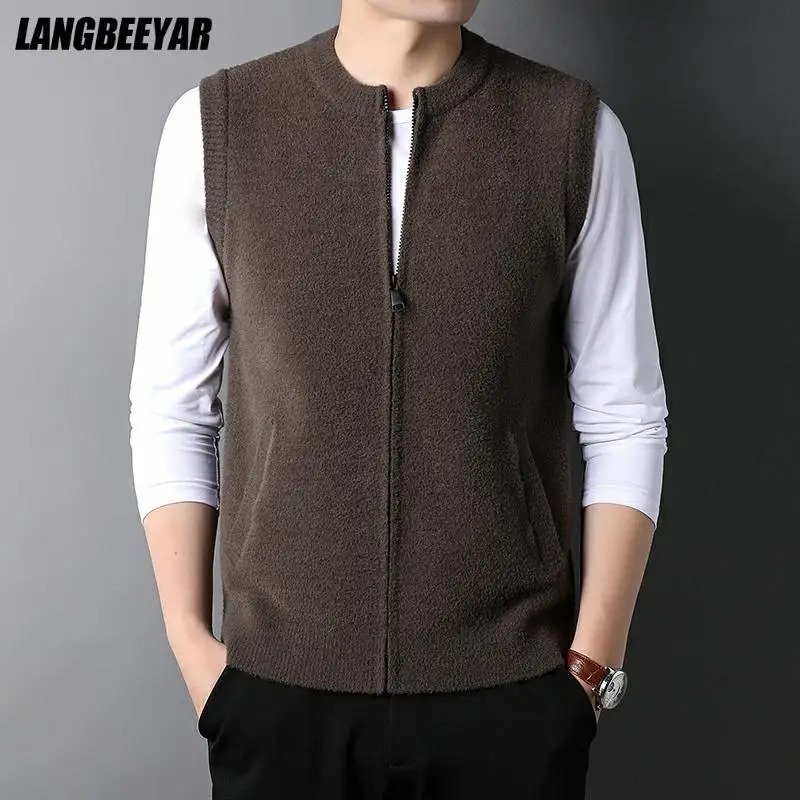Top autumn and winter fashion zipper knitted cardigan vest mens retro workwear wool sleeveless casual mens clothing 241023
