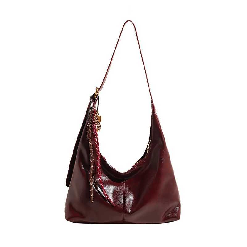 Women Pu Shoulder Bag Designer Tote Handbag Large Capacity Chic Hobo with Pendants Stylish Top Handle Outdoor Travel 241023