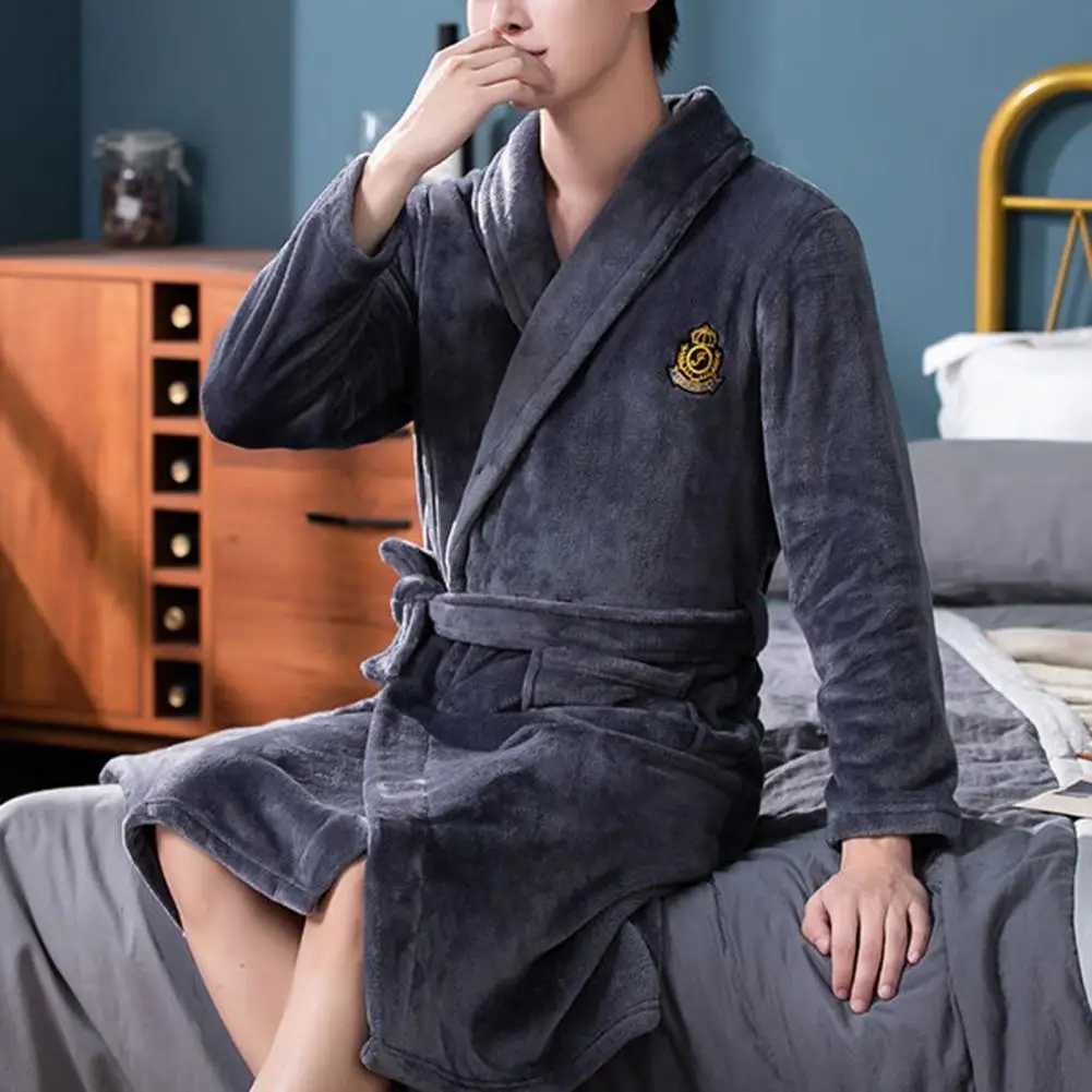 Long Sve pocket with embroidered printed flannel bathroom mens winter warm collar double-sided Fce evening gown W241023