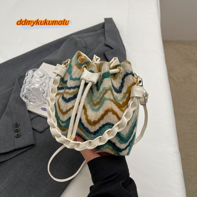 Spring/Summer Bohemian Knitted Pattern Small for Women 2024 New Fashion Color Contrasting Crossbody Pulling Rope Bucket Bag #20 kukumalu