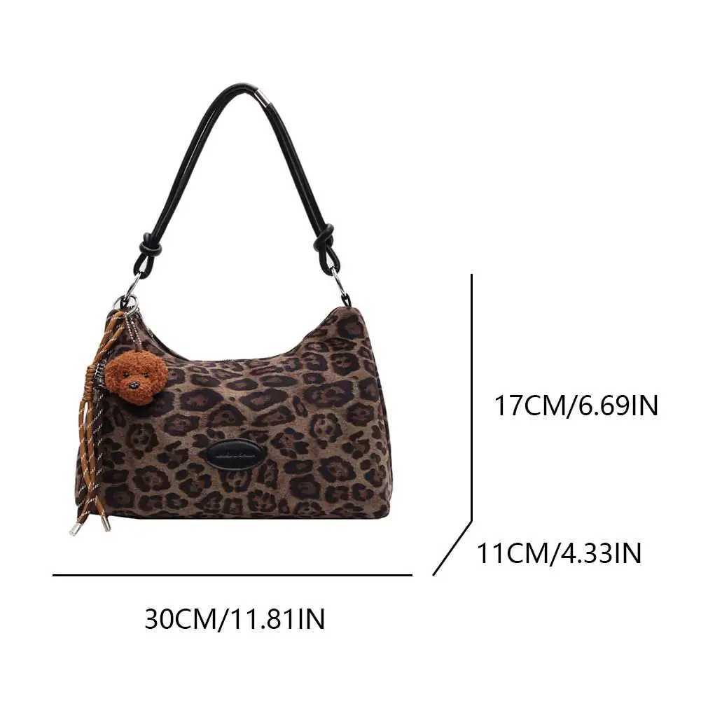 Women Leopard Shoulder Bag Faux Suede Underarm Large Capacity Stylish Armpit Zip Closure Top Handle Chic Hobo 241023
