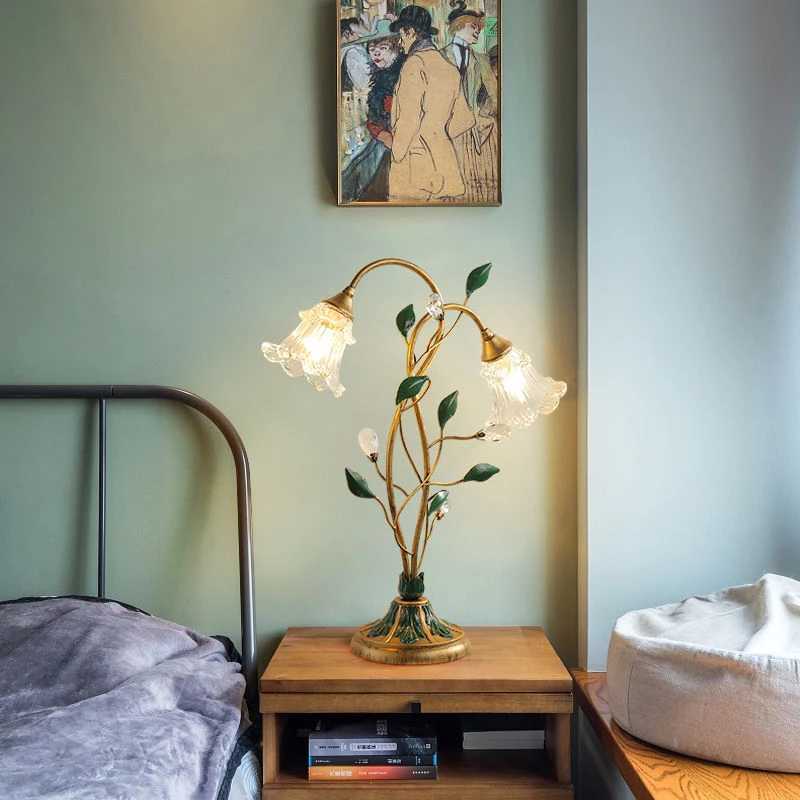 French Romantic Flower Desktop E14 Decorative Lamp Family Living Room Bedside Table Glass Copper Green Leaf LED Desk Lamp X2410211
