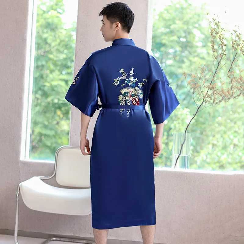Embroidered mens kimono bathroom gown Chinese style Spwear casual pajamas loose sleepwear underwear satin silk lounge wear W241023
