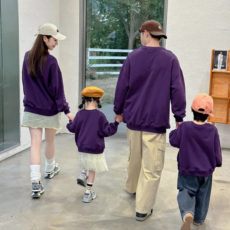 IYEAL Family Sweatshirt Mother Father Daughter Son Matching Outfit Mens Couple Shirt Childrens Top 241022