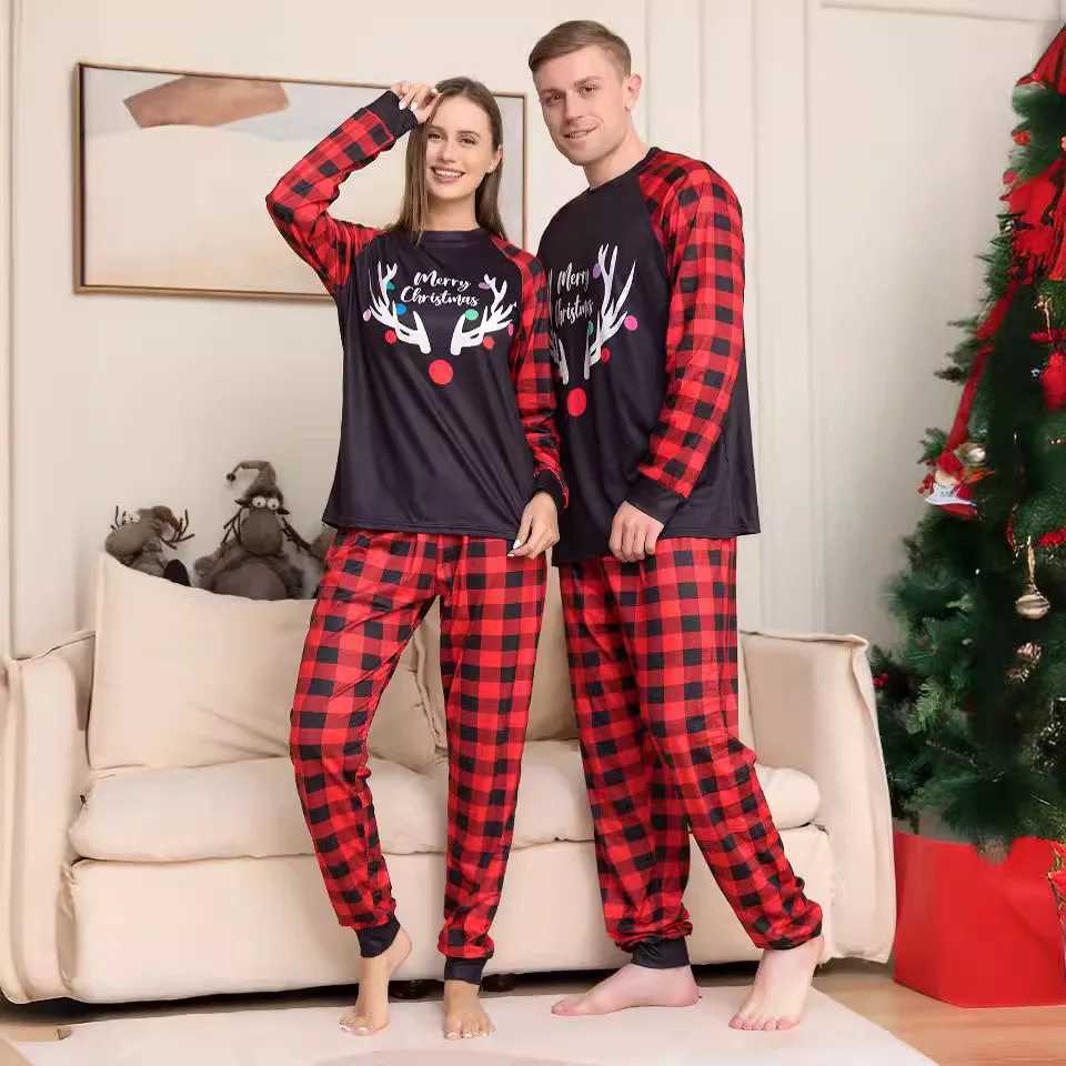 2024 Christmas home wear parent-child outfit Mom and Dad children family of four antler print plaid long-sleeved pajamas 2 setsXJ241008