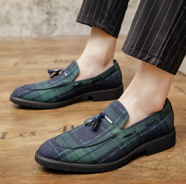 2024 Luxury Designers shoes Printed pattern men dress shoes Flat Casual Shoe Business Office Oxfords genuine leather Designers Metal Buckle Suede loaferde