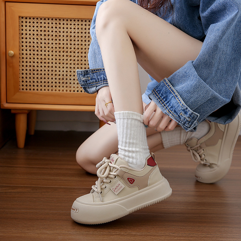 Little White Women's Autumn New Edition Ins Female Students Leisure Sports Versatile Board Shoes Street Shot