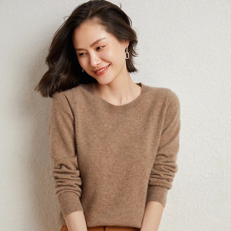 100%Merino Pure Wool Pullover Sweater For AutumnWinter Womens Round Neck Warm HighQuality Solid Color Basic Knitted Jumper Top 241021