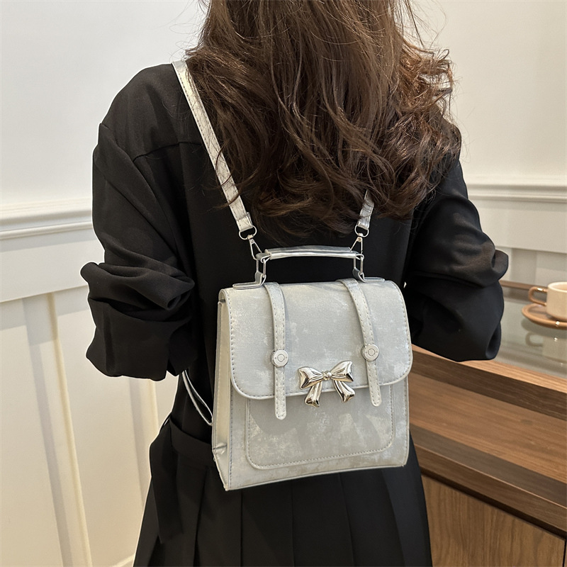 2025 Designer butterfly casual 3 2024 hand-held dual women's new niche design single shoulder crossbody small square bag free shipping