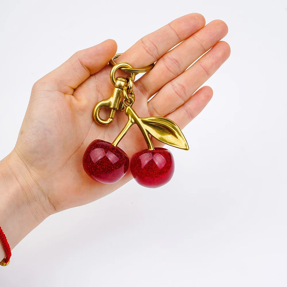 Cherry Charm Handbag Pendant Keychain for Womens Exquisite Internet Crystal Bag Accessories y241017