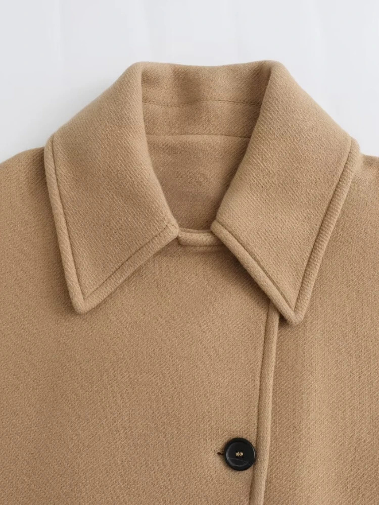 ZBZA Womens Retro Casual Jacket Solid Bat Sleeve Collar Patch Pocket Loose Warm Coarse Floral Coat Autumn/Winter Womens Fashion Coat 241023