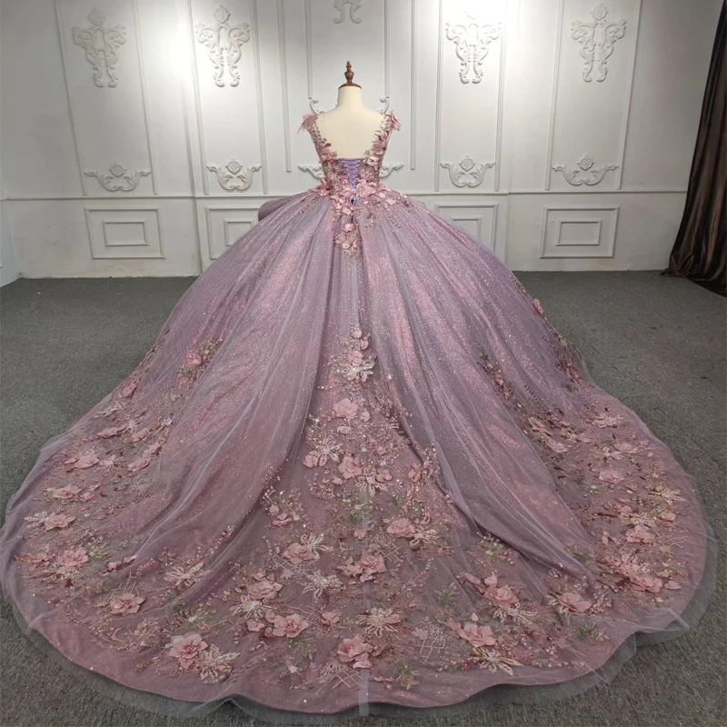 Luxury Lilac Shiny Sexy V-Neck Quinceanera Dresses Ball Gown Appliques Lace 3D Flower Beads Lace-Up Sweet 16 Dress Party Dress Vestidos De 15 Anos