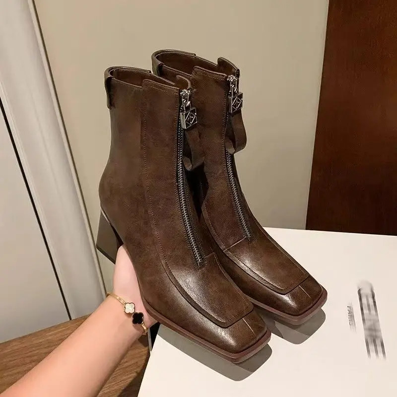 Womens Boots Selling French Square Toe Short Boots Autumn and Winter Workplace Soft Leather Fashion Martin Boots for Women 241022