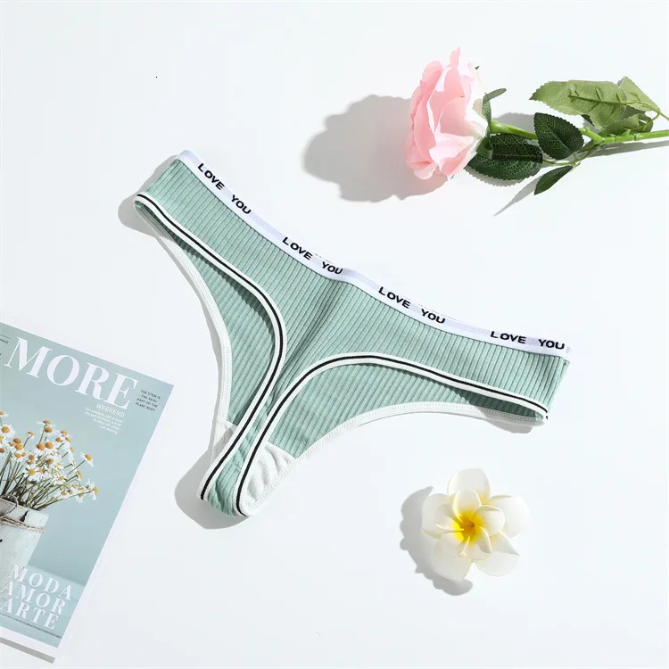 2025 New designer piece of women s sexy cotton underwear sports girls underwear plus size bikini underwear women trend s G string
