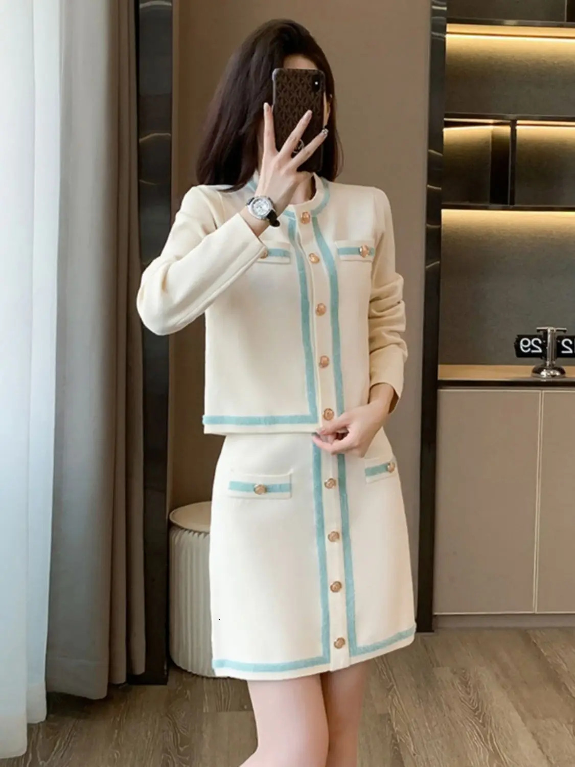 Autumn and winter small perfume two-piece round neck knitting cardigan half sleeve elegant unique suit 241023