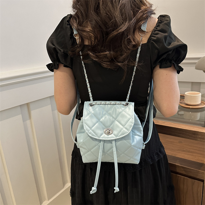 2025 Designer casual 3 2024 new and beautiful chain carrying small personalized single shoulder diagonal cross backpack free shipping