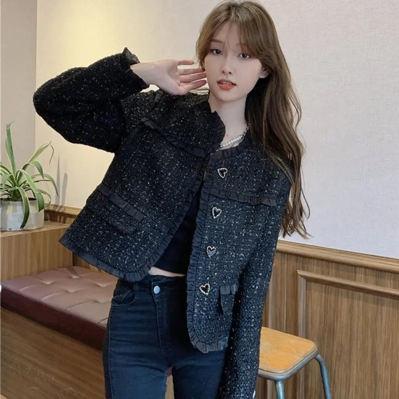 Womens retro elegant pleated black tweed jacket Spring and Autumn Korean fashion womens long sleeved chic short sleeved jacket 241023