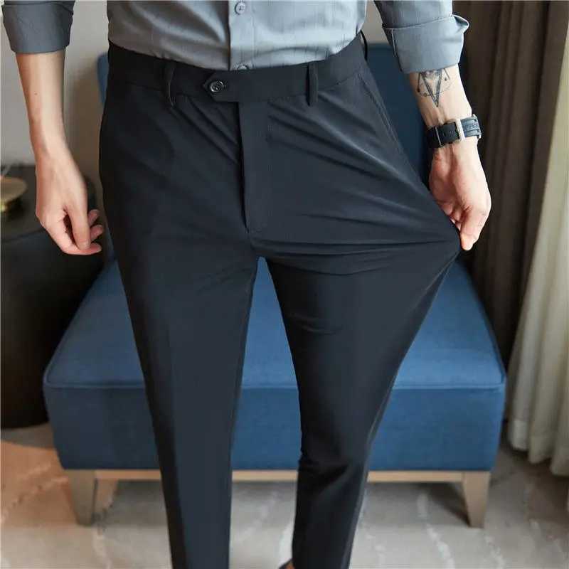 Fashion Men Slim Fit Dark Gray Smart Casual Suit Pants Spring Summer New Ice Silk High Elasticity Business Cropped Trousers 2024X241023