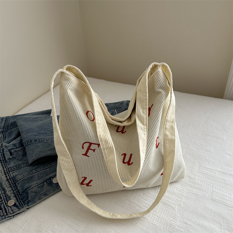 2025 Designer Large 3 2024 New Capacity Fashion Shoulder Simple Leisure Crossbody Bag free shipping