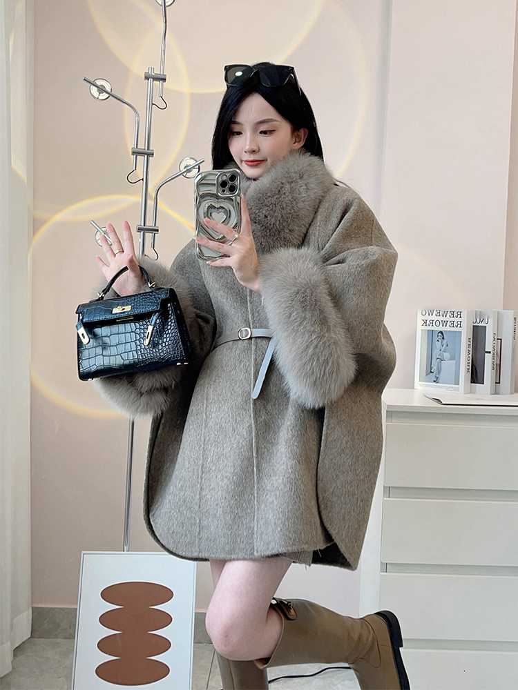 Winter Women's Real Fox Fur 100% Wool Cloak Cashmere Warm Jacket Detachable Collar Thick Female Coat