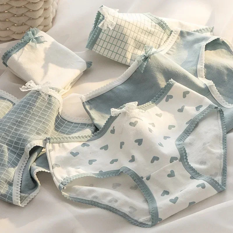2025 New designer s sweet bow blue cute girl underwear soft trend and breathable cotton underwear sexy girl underwear