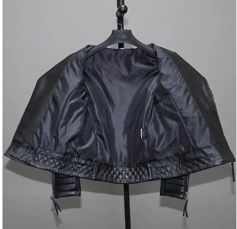 CC store. Cool Motor Rider leather jacket.quality slim fit soft sheepskin coat. Large fashion mens streetwear 241023