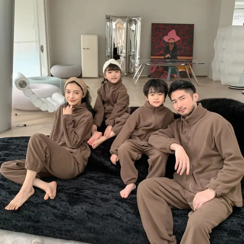 Family Christmas Pajamas s Mother Kids Mother Daughter Matching Outfits Children Baby Boy Girls Pajama Set 241022