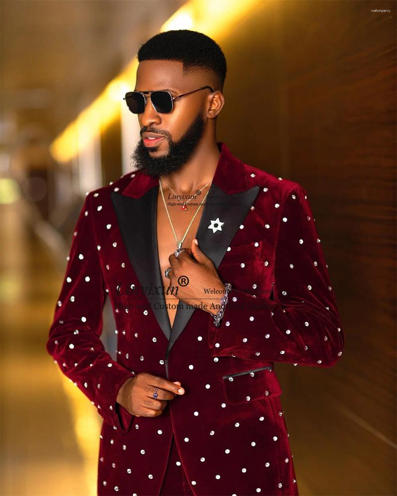 Men's Suits Burgundy Velvet Men Luxury Beaded Crystals Wedding Groom Tuxedos Slim Fit Male Prom Blazer 2 Pieces Sets Costume Homme