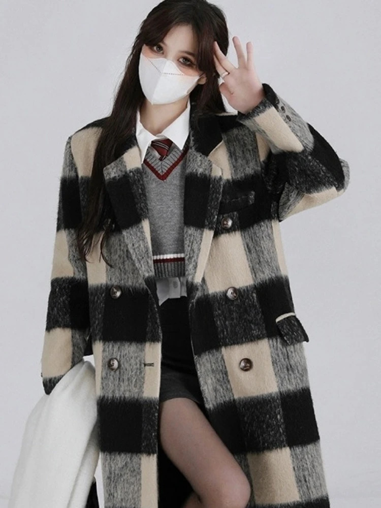 Retro black and white plain long wool coat womens winter wool jacket thick warm jacket Korean fashion jacket 241023
