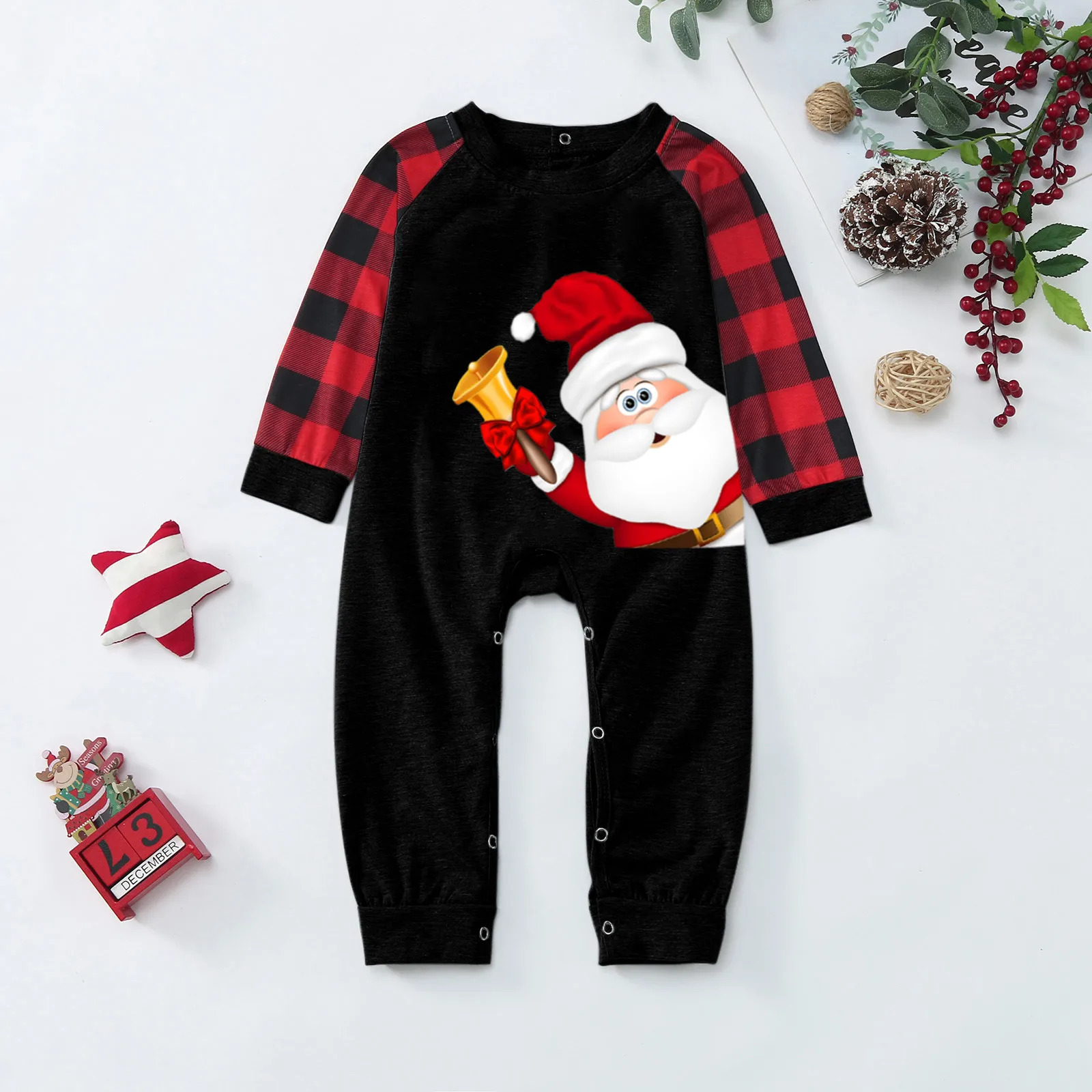 Santa Claus prints Christmas family matching sets Christmas shirts tops and pants Christmas pajamas Navidad Para Familias 241022