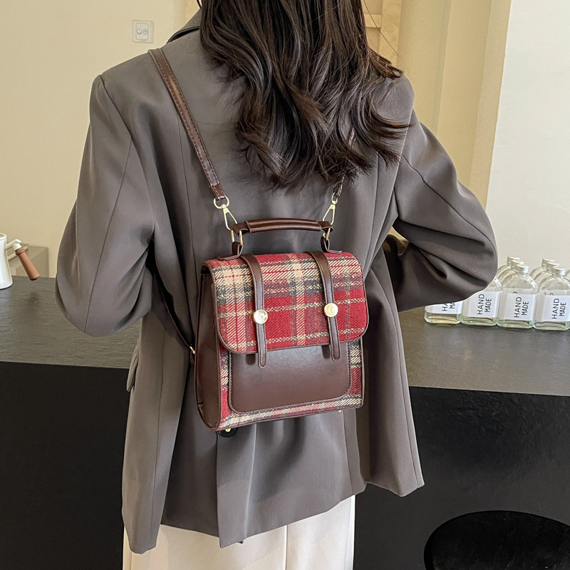 2025 Designer Handbag New 3 2024 Student Large Capacity Travel Simple Leisure Backpack