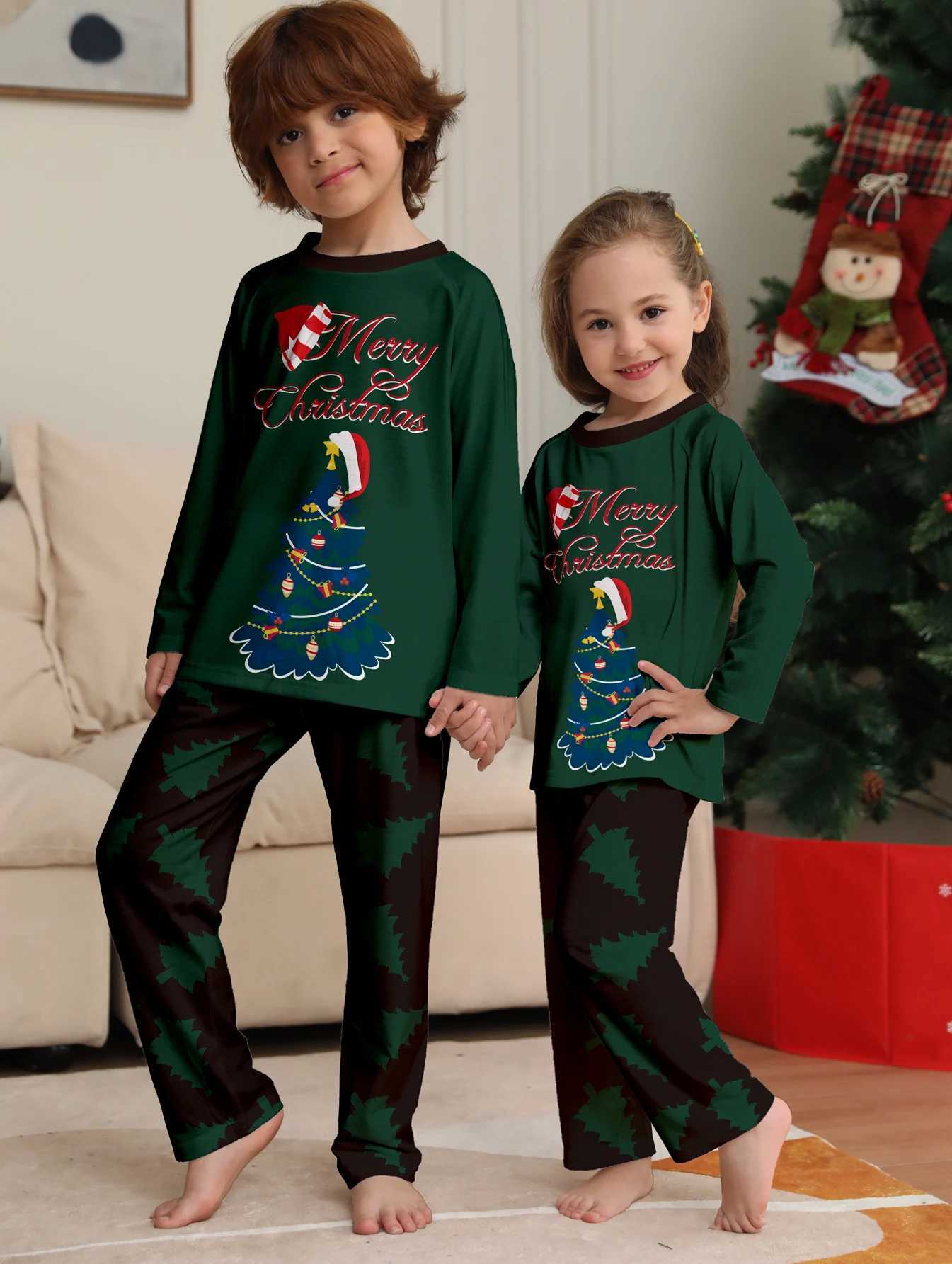 2024 Christmas Pajamas Family Father Mother Kids Girl Baby Top+pants Matching Outfits Clothes Set Xmas Pyjamas HomewearXJ241008