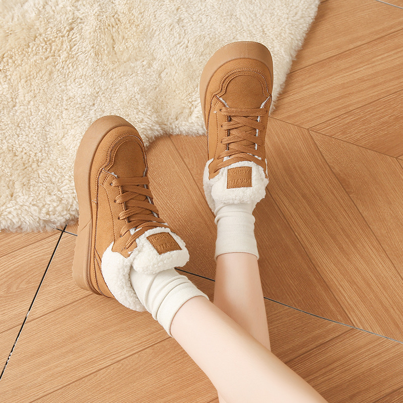 Women's Winter Korean Version Plush High Top Casual Shoes.