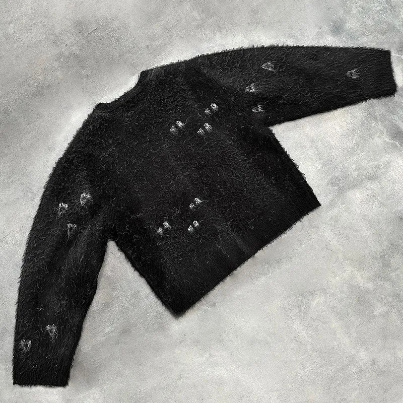Mens Harajuku Shin V-neck Knitwear Mens Pullover Sweater Creative Stripe Womens Knitted Street Clothing Womens 241022