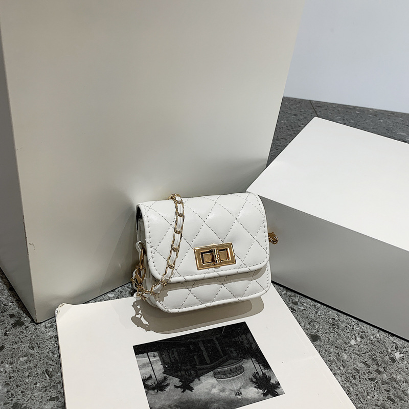 2025 Designer 2024 designer free 3 shipping new korean casual dia grid chain shoulder crossbody small square bag