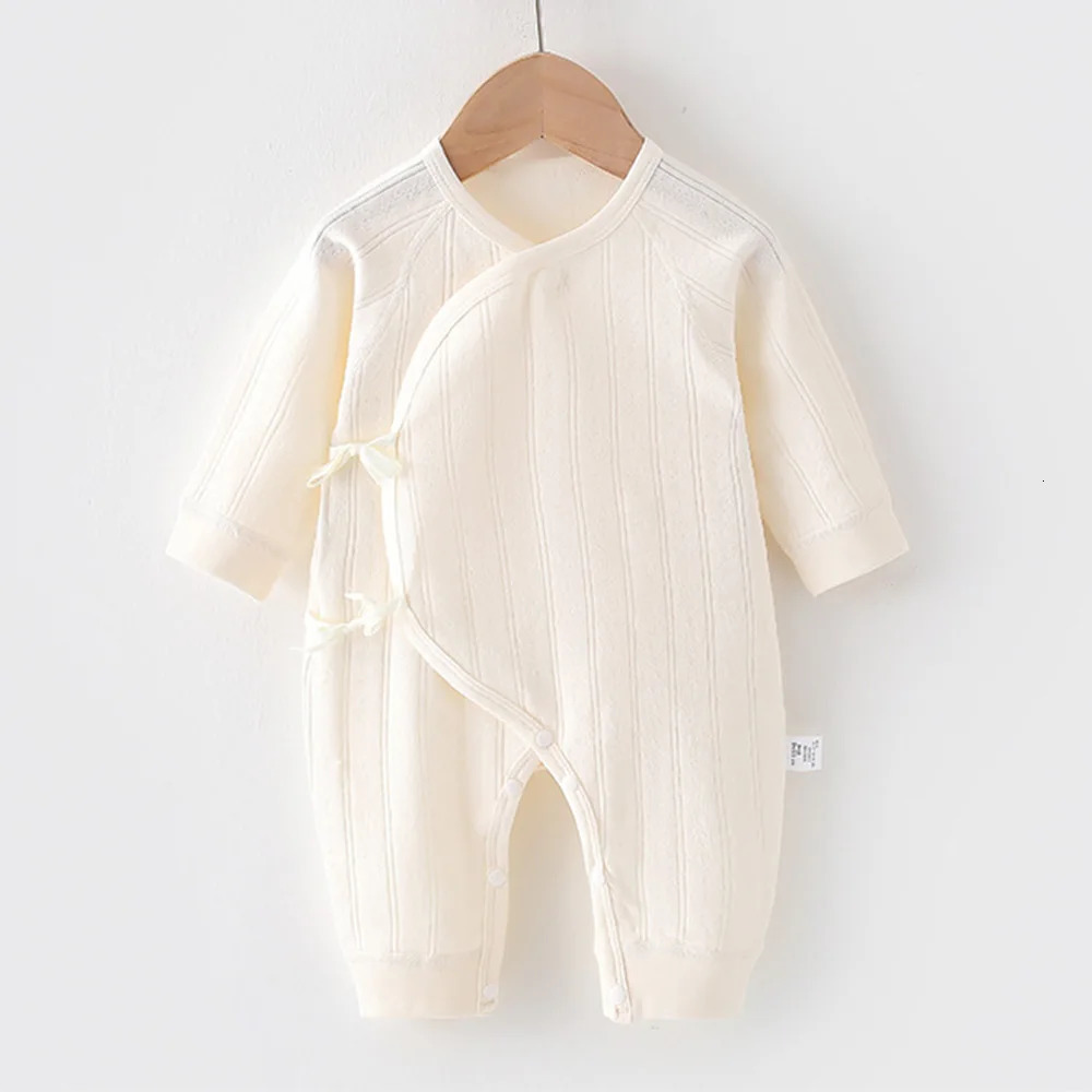 born Onesie solid color spring and autumn unisex long sleeved baby boy and girl jumpsuit 0-3 months hospital clothing 241022