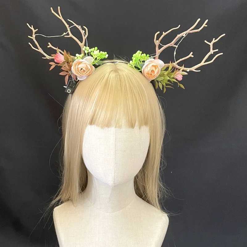 LED Antler Headbands Cute Light Up Reindeer Hairhoop Elf Ears Pine Cone Party Christmas DecorationX241022