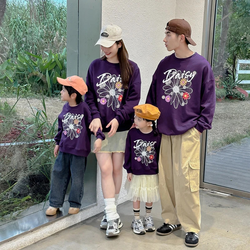 IYEAL Family Sweatshirt Mother Father Daughter Son Matching Outfit Mens Couple Shirt Childrens Top 241022
