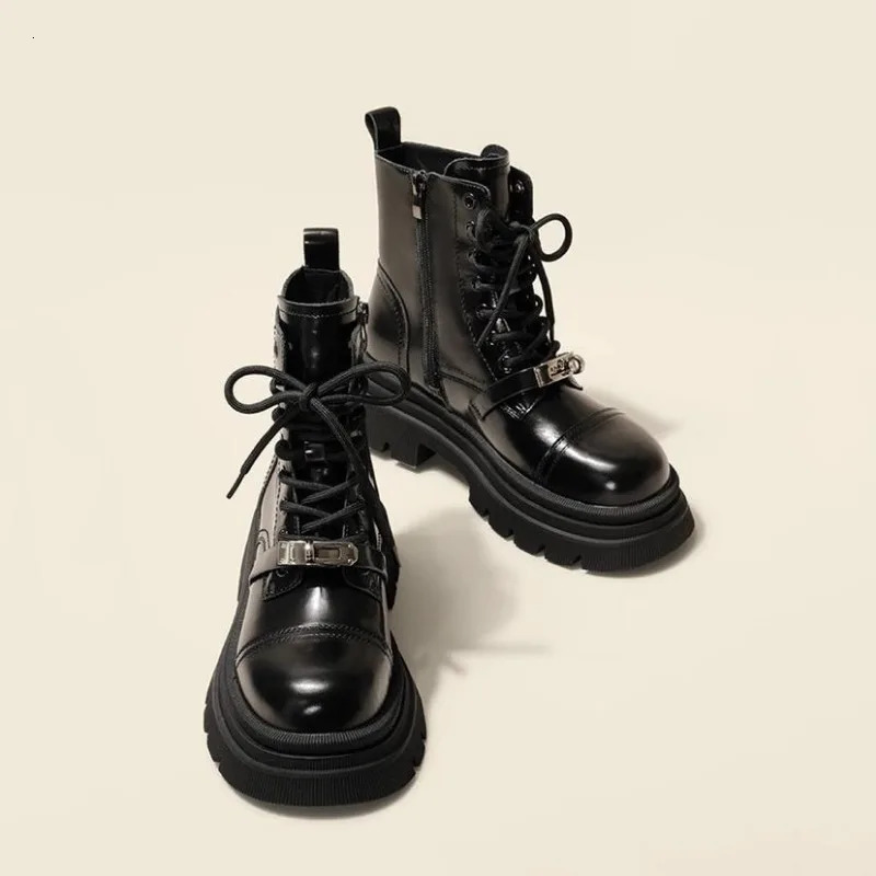 Womens 2024 trend new punk platform womens shoes thick sole anti slip motorcycle boots 241104