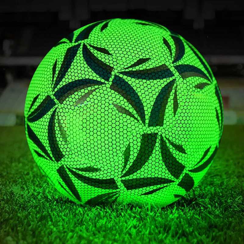 Standard Size 4/5 Glow In Dark Football Ball Soccer Luminate Glowing Soccer PU Rctive Light Night Practice Training BallsXJ241023