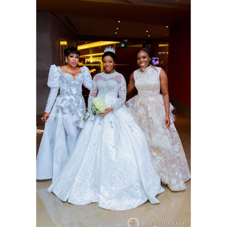 Aso Amazing Ebi Arabic Plus Size Urious Lace Sexy Beaded Crystals Long Sleeves Bridal Dresses Sheer Neck Wedding Gow Cph215