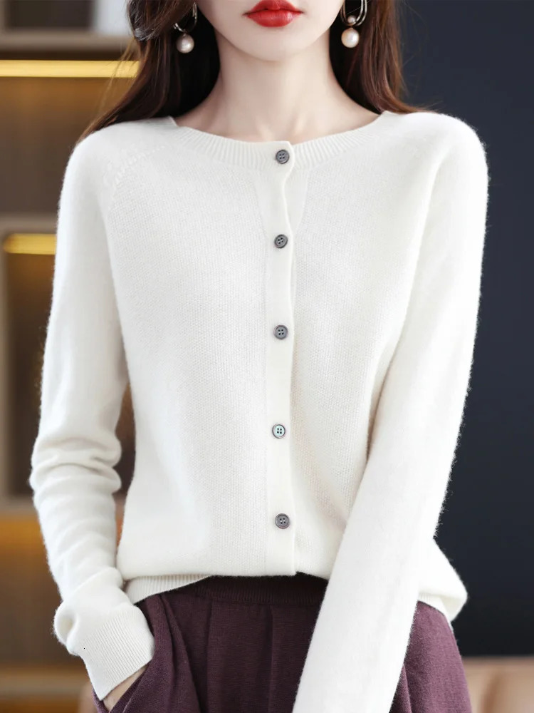 Womens cashmere sweater 100% Merino wool knitted cardigan autumn womens knitted O-neck solid color casual fashion top 241022