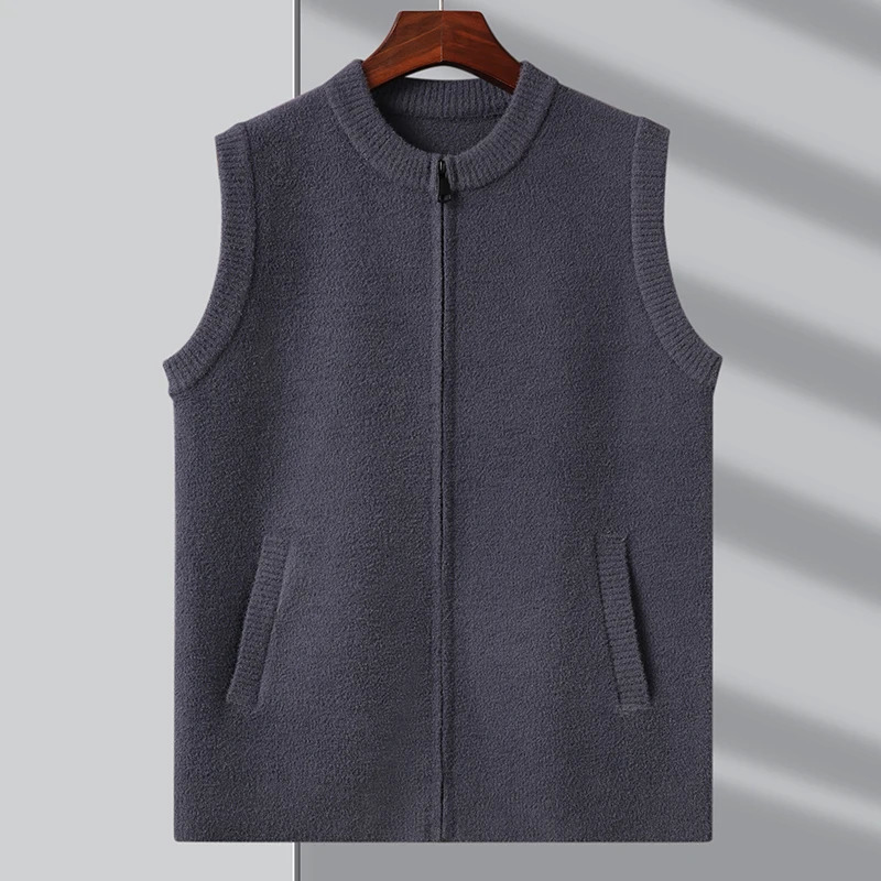 Top autumn and winter fashion zipper knitted cardigan vest mens retro workwear wool sleeveless casual mens clothing 241023