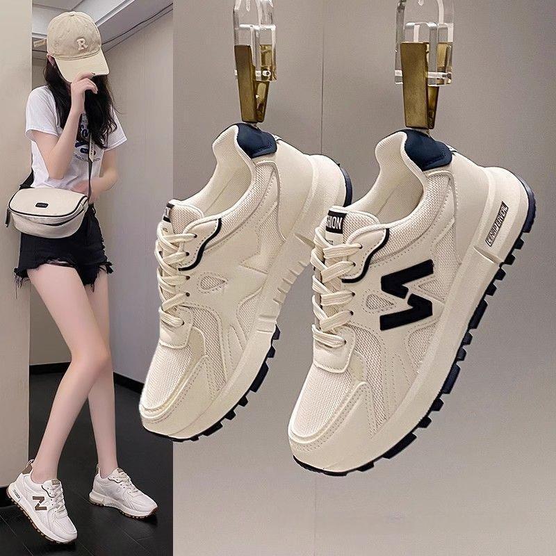 Sports for women in spring 2024 super popular versatile anti slip and casual womens with soft soles lightweight running white shoes