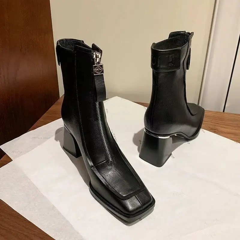 Womens Boots Selling French Square Toe Short Boots Autumn and Winter Workplace Soft Leather Fashion Martin Boots for Women 241022
