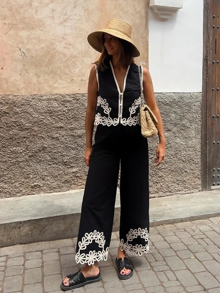 WZEDSS Summer Embroidered Tank Top Pants Set Womens Fashion Loose High Waist Trouser Two Piece Set Womens High Heels Shoes 241023