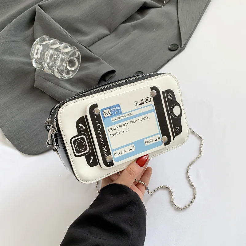 Funny shoulder bag for girls cute phone style chain crossbody bag for women small phone bag 241023