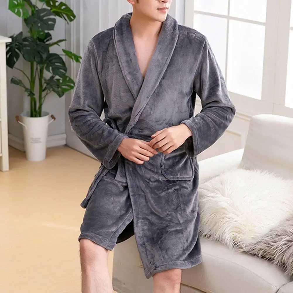 Autumn and Winter Mens Night Light Flannel Pocket Collar Long Sve Robe Large Size Thick Rotating Door Collar Bathroom W241023