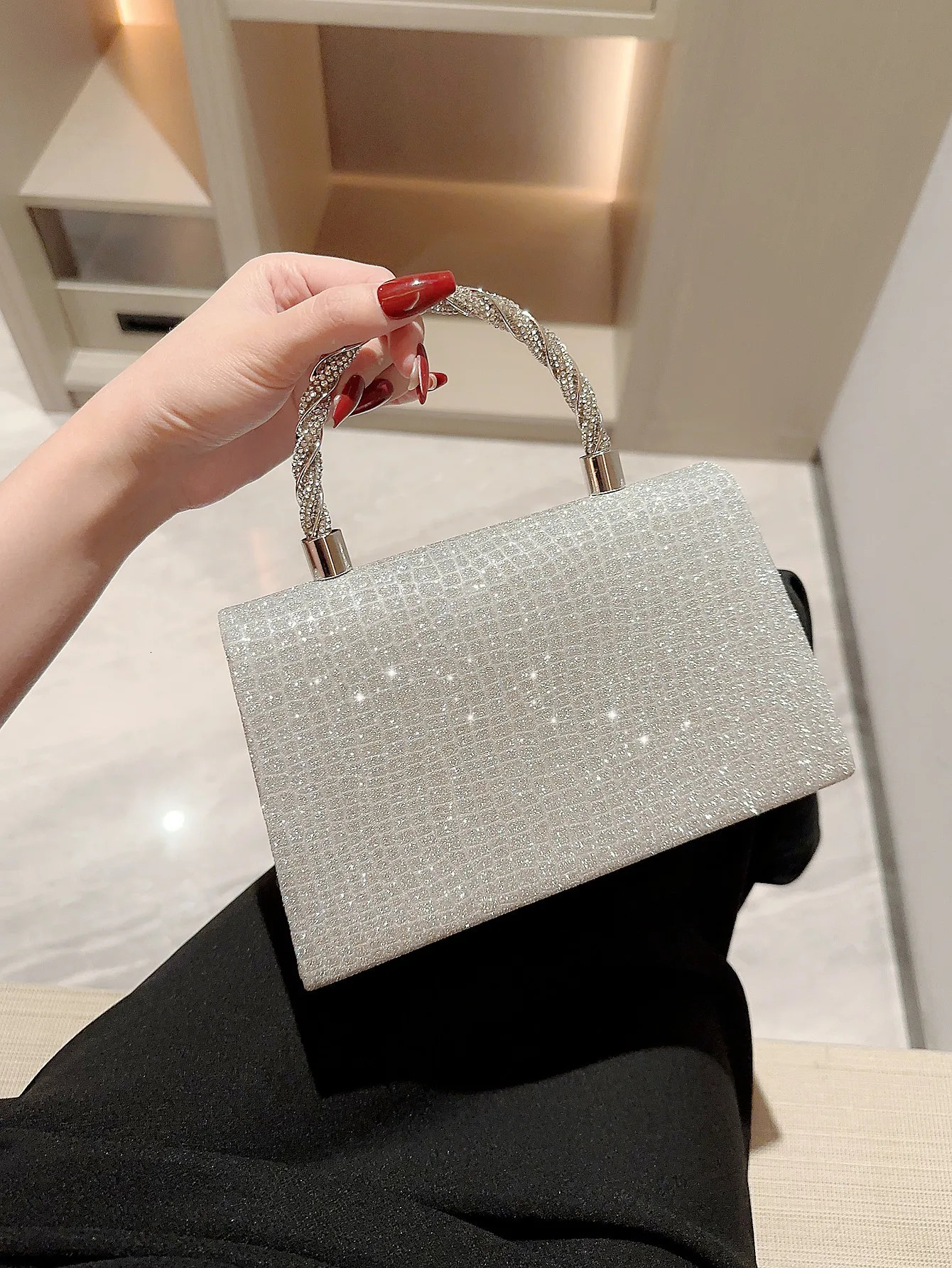 Water Diamond Dinner Bag Womens Handbag Sparkling Handbag KTV Princess Bag Dress Bag 241023