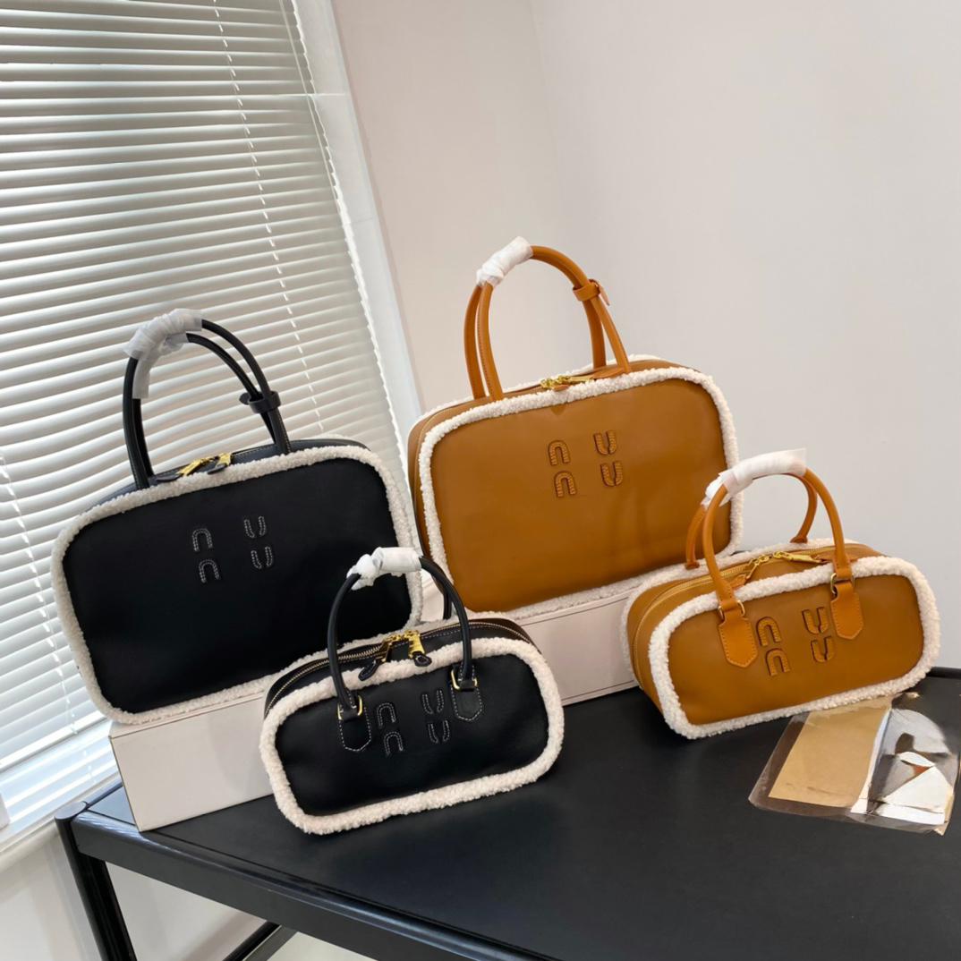 Designer Underarm Bags Womens Mini Handbags Casual Elegant PlushBowling High End Shoulder Bag Pleated wallet Leather Banquet tote Free shipping